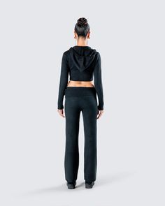 The perfect on-the-go look 🖤 Featuring a black knit cropped jacket and pants - this matching two-piece set will make sure you’re cozy, chic and ready for anything 👏 Black Loungewear Sets For Winter, Black Loungewear Sets For Fall, Chic Winter Loungewear Sets, Black Sets For Fall Loungewear, Chic Fall Two-piece Pants Set, Cozy Chic, Cargo Pant, Knit Crop, Cropped Jacket