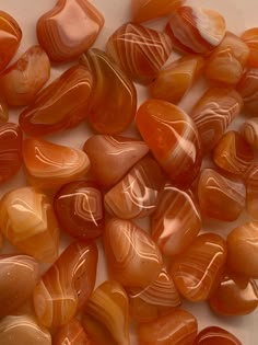 Banded Carnelian, Shiny Rocks, Mohs Hardness Scale, Hardness Scale, Crystal Aesthetic, Carnelian Crystal, Orange Agate, Orange Crystals