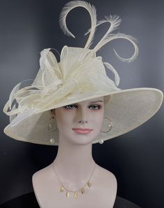 "IF YOU LIKE THE DESIGN, JUST WANT TO ADD SOME COLORS TO MATCH YOUR DRESS, PLEASE FEEL FREE TO CONTACT ME, I WILL HELP YOU. This 3 layers wide brim sinamay hat boasts a captivating ensemble, featuring 3 pcs  pheasant feather  and a few real feathers that add a touch of wild elegance. Accentuating its allure is a generously sized linen sinamay  bow, gracefully tying together the essence of sophistication and a hint of untamed charm. 100% 3 layers Sinamay, light and comfortable *Wide brim: Size: F Fascinator Hats Diy, Formal Hat, Sinamay Hat, Hat Tea Party, Pheasant Feather, Sinamay Hats, Church Hat, Tea Party Hats, Body Shapewear