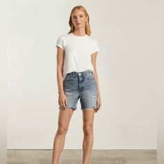 100% Cotton, High Waisted, Frayed Hem - These Marina Bay Color Rigid Way High Jean Shorts By Everlane Are A Classic And Timeless Gem. High-Rise, Straight Fit, Button Fly. Rise: 12 1/4". Leg Opening: 22” Inseam: 5" These Are A Size 27, They Fit Comfortably Over My 40” Hips And Have A Little Gap At My 26” Waist. They Are Brand New And Have Never Been Worn, But Oddly Did Not Arrive From Everlane With A Price Tag Attached. I Love Them And They Hug Me Perfectly, Just Realized I Could Never Wear Them Sensory Issues, Marina Bay, Price Tag, High Jeans, Jean Shorts, Gap, High Rise, High Waist, Color Blue