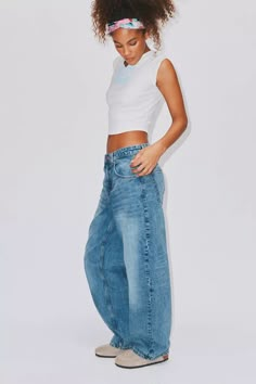 BDG Bella Baggy Jean | Urban Outfitters Baggy Jeans Outfit, Low Rise Baggy Jeans, Slouchy Jeans, Baggy Jean, Bdg Jeans, Loose Fit Jeans, Best Jeans, Cute Everyday Outfits, Streetwear Women