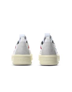 The novelty of the SS23 at Fessura is called REFLEX® Sport. A sneaker made in RCY recycled leather and soft canvas, in this case in the white version with contrasting inserts. The removable insole is in cork for greater breathability, the contrasting details on the heel and toe are in soft camois. The sole is in bone-colored Eva with two-tone rubber details. It is a flexible, soft and light sneaker for leisure time, suitable for long walks for comfort ensured by the REFLEXSYSTEM® technology whic Custom Textile Sneakers With Contrast Sole For Streetwear, White Urban Sneakers With Waffle Outsoles, Urban White Custom Sneakers With Textured Sole, White Slip-on Sneakers With Rubber Sole For Streetwear, White Canvas Sneakers With Branded Insole, White Slip-on Sneakers With Vulcanized Sole For Streetwear, Urban White High-top Sneakers With Textured Sole, White Slip-on Sneakers With Branded Insole For Streetwear, White Slip-on Sneakers With Contrast Sole For Streetwear