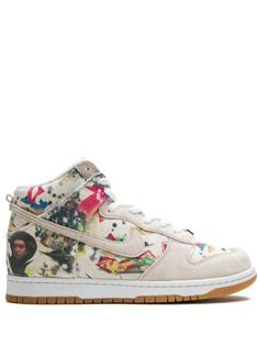 The Supreme x Nike SB Dunk High "Rammellzee" updates the iconic skate shoe with visual artist Rammellzee’s artwork. Crafted from light beige canvas, this model is accented with suede overlays on the toe, tongue, heel tab and even on the Swoosh. The gold 'Supreme' lace dubrae harkens back to the detailing found on Supreme’s early Nike SB collaborations from the 2000s. Supreme X Nike, Nike Sb Dunk High, Sb Dunk High, Nike Shoes (men), Nike Jordan Retro, Nike Soccer, Nike Sb Dunk, Skate Shoe, Dunk High