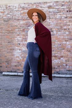 Perfection Extreme Flare Bell Bottoms These jeans are just what you've been waiting for. Our women's' mid wash extreme flare high rise bell bottoms are sure to please. Get your size before they are gone. Slim fit. Stretchy. 33" Inseam 69% Cotton/ 28% Polyester/ 1% Rayon/ 2% Elastane 11 inch Rise Waist = 4 = 26" 6 = 28" 8 = 30" 10=31" 12=32" 14=34" 16=36" 18=38" 20=40" 22=42" Trendy Full Length Fall Flares, Trendy Full-length Flares For Fall, Trendy Full Length Flares For Fall, Dark Wash Full-length Flares For Fall, Dark Wash Full Length Flares For Fall, Full-length Dark Wash Flares For Fall, Dark Wash Full Length Fall Flares, Trendy Full-length Fall Flares, Fall Dark Wash Full Length Flares