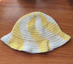 Cute, handmade crochet bucket hat. This hat is great for any season with customizable color combinations. Made with 100% cotton yarn. One size fits most. Circumference of approx. 21'' Crochet Bucket Hat, Yarn Sizes, Cotton Yarn, Handmade Crochet, Color Combinations, Hats For Women, Women's Accessories, Bucket Hat, Caps Hats