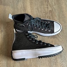 Converse Run Star Hike Hi Grey/Black/White Size Men 10/ Women 11.5 Brand New Without Tags. Never Worn. Excellent Condition, No Flaws No Box Take To The Outdoors With This Hike-Ready Converse Sneaker. Features A Warm Wool Upper With Textile Paneled Detailing And A Rubber Toe Cap. Features A High-Top Silhouette With A Lace-Up Front. Adorned With Logo Patch Accents To The Side. Finished With A Bold And Chunky Rubber Outsole With Contrast Tread Detailing. Content + Care - Wool, Rubber - Spot Clean U Gray High-top Sporty Sneakers With Textured Sole, Gray High-top Lace-up Sneakers With Textured Sole, Gray Sporty High-top Sneakers With Textured Sole, Gray High-top Sneakers With Textured Sole For Streetwear, Sporty Gray High-top Sneakers With Textured Sole, Gray Lace-up High-top Sneakers With Textured Sole, Black High-top Canvas Shoes For Outdoor, Black High-top Sneakers With Textured Sole For Outdoor, High-top Gray Sneakers With Speckled Midsole