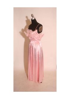 Brand: Candi Jones CaliforniaSize: 3Shoulders: 14 inchesBust: 30 inches Waist: 23 inchesLength: 54 inchesSkirt Length: 39 inchesFits like xs/s Pink Ruffle, Backless Dress Formal, Skirt Length, Sleeveless Formal Dress, Long Dress, Maxi Dress, California, Formal Dresses, Pink