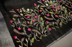 Elevate your summer wardrobe with our Black Linen Embroidered Saree with Grey pallu, And Blouse. Made from soft, breathable fabric, this saree boasts delicate floral embroidery on one side for a touch of sophistication. Paired with a matching blouse, this stylish ensemble is perfect for those who appreciate the luxury of lightweight linens. Fancy Clutch, Pleated Saree, Saree And Blouse, Kids Wear Girls, Block Print Saree, Silk Saree Banarasi, Fancy Gowns, Silk Thread Bangles, Embroidered Saree