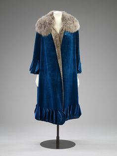 Evening Coat, 20th Century Fashion, Roaring 20's, Jazz Age