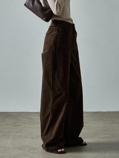 These classic corduroy pants offer a luxurious shine and a soft texture, perfect for a stylish yet comfortable look. It features the exclusive fabric by FACADE PATTERN.- Wide-fit silhouette with a maxi length- High-dense 12.5-ounce fabric for excellent heat retention- High rise design that makes your legs enlogated Brown Corduroy Pants Outfit, Corduroy Pants Outfit, Facade Pattern, Brown Corduroy Pants, Brown Fits, Pants Brown, Classic Pants, Brown Corduroy, Soft Texture