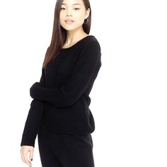 With a luxurious feel and softness like cashmere, our faux cashmere collection will wrap you in its cozy caress. Inspired by the vineyards of Tuscany, the collection includes cozy lounge wear sweaters and pants, that can effortlessly transition from relaxing at home to running errands. Features: ◦ Slim fit ◦ Scoop Neck ◦ Ribbed neckline, cuff & hems