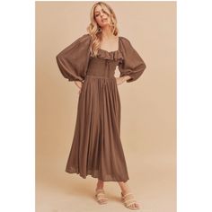 Gorgeous Dress With Earthy Perfect Fall/Winter Color. Size Large Chocolate Dress, Poet Sleeve, Brown Maxi Dresses, Volume Sleeves, Poppy Dress, Cute Modest Outfits, Oasis Dress, Dress Flowy, Ruffled Neckline