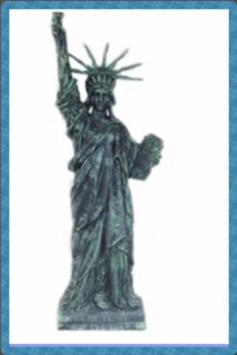 the statue of liberty is shown in this blue frame