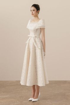 Esme A-line Square Neck Mesh Lace Midi Dress | MEAN BLVD White And Beige Dress, Dresses To Wear To A Graduation, Modern Royal Outfits, Korean Fashion Dress Elegant, Grace Rose, Modern Dresses, Midi Dress Elegant, Dress Elegant Long, Beach Styles