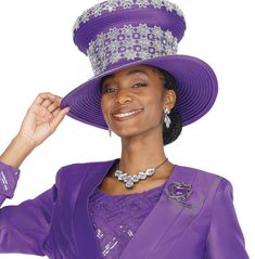 Elite Champagne h5909 purple brim hat First Lady Church Suits, Italy Fall, How To Make Hats, Church Lady Hats, Church Suits And Hats, Classy Hats, Knit Suits, Women Church Suits, Beautiful Church