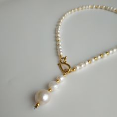 < Pendant Pearl Necklace with Gold Color Metallic Furniture > Very trendy and elegant combination. Necklace can be beautiful accent to any look! > Necklace length - 39 cm (15,3 in) With pendant - 44 cm (17,3 in) > Necklace weight - 20 gm V Neck Jewelry, Bridal Jewellery Ideas, Metallic Furniture, Pearl Necklace With Gold, Pearls Wedding, Neck Jewelry, Neck Jewellery, Jewelry Pearl, Summer Necklace