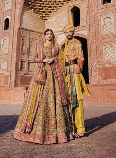 Premium Lehenga Choli Dupatta Pakistani Bridal Dress Pakistani Wedding Clothes, Trending Bridal Lehenga, Bridal Choli, Nameera By Farooq, Pakistani Mehndi Dress, Mehndi Bridal, Pakistani Bridal Lehenga, Dupatta Dress, Sabyasachi Bridal