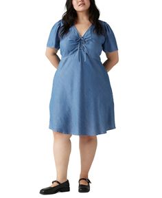 in stock Levi's Casual Mini Dress, Levi's Spring Dresses For Day Out, Levi's Dresses For Spring Day Out, Casual Short Sleeve V-neck Dress, Casual Short Sleeve V-neck Dress For Daywear, Levi's Casual Dresses For Spring, Levi's Casual Spring Dresses, Casual Levi's Dresses For Spring, Casual Short Sleeve V-neck Dress For Work