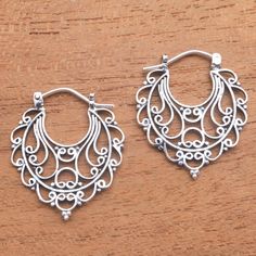 Diligently crafted by hand intricate swirl patterns in sterling silver decorate this pair of hoop earrings from Bali. Rupadana crafts this charming pair. Dad Jewelry, Jewelry Workshop, Silver Jewelry Fashion, Silver Work, Sterling Silver Hoop Earrings, Swirl Pattern, Silver Drop Earrings, Sterling Silver Hoops, Jewelry Packaging