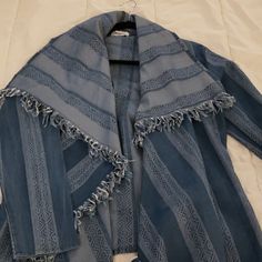 Very Sheck, Fringe Spring Festival Denim Blue Outerwear, Bohemian Blue Denim Jacket For Winter, Bohemian Blue Denim Jacket For Fall, Hippie Style Outerwear For Spring Festival, Hippie Style Festival Outerwear For Spring, Casual Blue Denim Jacket For Festival, Bohemian Long Sleeve Outerwear For Spring, Hippie Denim Outerwear For Festivals, Hippie Blue Long Sleeve Outerwear