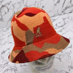 Brand New With Tags Material: 49% Acrylic, 27% Modacrylic, 21% Nylon Men’s Caps, Bucket Hats Men, Football Rug, Mens Newsboy Hat, Cool Beanies, Custom Sneakers Diy, Kangol Hats, Orange Hat, Style Wide Leg Pants