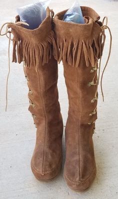 Vintage Handmade Brown Suede Leather Fringe Tall Lace-Up Moccasins Boots Size 7 | eBay Bohemian Leather Moccasins For Fall, Fall Bohemian Leather Moccasins, Brown Bohemian Moccasins For Fall, Bohemian Brown Moccasins For Fall, Moccasin Boots Native American, Native American Boots, Indian Boots, Earthing Shoes, Lace Knee High Boots