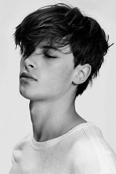 Medium Messy Hair, Medium Mens Haircut, Messy Undercut, Longer Hairstyles For Men, Ready Hairstyles, Young Mens Hairstyles, Male Hairstyle, Hairstyles Boys, Mens Products