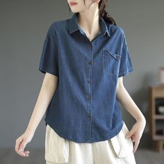 Casual Denim Blue Blouse With Buttons, Casual Relaxed Fit Denim Top Made Of Tencel, Casual Medium Wash Blouse, Summer Chambray Collared Denim Top, Spring Denim Blue Blouse With Pockets, Summer Denim Button-up Blouse, Summer Washed Collared Denim Jacket, Denim Blue Button-up Blouse, Dark Wash Button-up Shirt For Summer