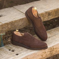 Mens Saddle Shoes, Brown Kid, Smart Shoes, Designed Shoes, Custom Design Shoes, Hot Style, Dress Guide, Design Shoes, Brogue Shoes