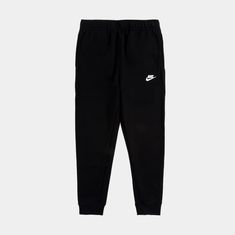 A closet staple, the Nike Sportswear Club Fleece Joggers combine a classic look with the soft comfort of fleece for an elevated, everyday look that you can wear every day. Classic Black Bottoms For Loungewear, Sweatpants Black, Joggers Men, Black Fleece Joggers For Leisure, Nike Black Sweatpants For Streetwear, Functional Black Nike Sweatpants, Nike Black Fleece Sweatpants, Nike Black Functional Sweatpants, Mens Nike Sweatpants