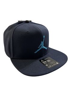 NWT - Nike Air Jordan Pro Jumpman AR2118-410 Unisex Snapback Hat - OSFM - Navy/Obsidian Blue - Shipped in box. Navy Casual Snapback Hat For Streetwear, Nike Cap For Streetwear, Nike Adjustable Snapback Hat, Nike Casual Snapback Hat For Baseball Season, Nike Casual Adjustable Snapback Hat, Casual Nike Snapback For Baseball Season, Casual Nike Adjustable Snapback Hat, Nike Snapback Baseball Cap For Sports, Nike Sporty Snapback Hat