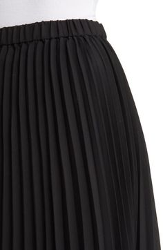 Find ANNE KLEIN Pull-on Pleated Skirt on Editorialist. Allover accordion pleats lend graceful movement to this easy pull-on skirt. Lined 100% polyester Dry clean Imported Accordion Pleats, Graceful Movement, Anne Klein, Pleated Skirt, Dry Clean, Top Brands, Skirt, Luxury Fashion, Fabric