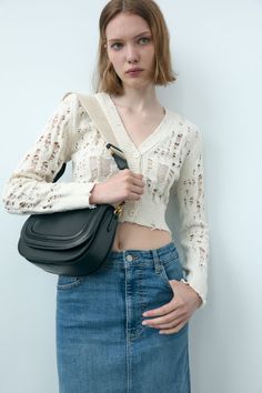 CROSSBODY BAG - Black | ZARA United States Zara Bags, Saddle Bag, Womens Crossbody Bag, Affordable Clothes, Black Cross Body Bag, Flap Bag, Look Chic, Wide Straps, Zara Women