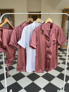 Wine PJ Set, Wine shirt and short set, Copper Satin Set, Silky Satin Pajamas, Matching Pajamas, Holiday Pajamas, Bridesmaid Pajamas, Friends Pajamas Set, Bridal Party Set, Bridesmaid Proposal Box, Brides Gift for Bridesmaid, Soft Silk Pajamas, Satin Luxury Pajamas. Pajamas are evergreen and this satin series is just the thing you can't keep your hands off. 🌸 Silk Satin Collection -2022🌸 These Pjs are the best gifts for your bride, bridesmaids, in laws to be, bachelorette parties and beach part Friends Pajamas, Pajamas White, Pajamas Satin, Party Pajamas, Bridal Party Pajamas, Bach Weekend, Bridesmaid Pajamas, Pajamas Matching, Pajamas Short