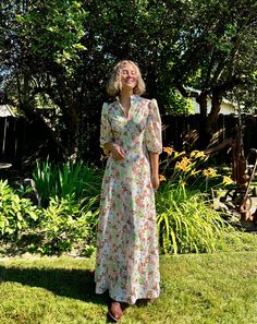 Size: Small Details: The sweetest 70's garden/floral maxi dress with vibrant colors, collar & puffed sleeves. So elegant and unique.  Measurements: ** Vintage sizing can vary from today's standards. Please see measurements.  Seems to best fit a true: Small  Bust (pit to pit): 17" Arm Length: 15" Waist: 15" Overall Length: 56.5" Condition: Excellent Vintage condition.  Please note that all of our items are vintage and pre-loved so may show signs of some wear. If you have any further questions ple Fitted Floral Print Maxi Dress With Puff Sleeves, Floral Print Puff Sleeve Maxi Dress For Garden Party, Spring Fitted Maxi Dress With Puff Sleeves, Fitted Puff Sleeve Maxi Dress For Garden Party, Retro Floral Print Maxi Dress For Daywear, Retro Spring Maxi Dress For Garden Party, Retro Maxi Dress For Spring Garden Party, Retro Spring Maxi Dress For Daywear, 70s Floral