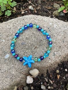 Beaded sea star bracelet Sea Star, Star Bracelet, Beauty Book, Jewelry Bracelets, Etsy Accessories, Accessory Gift, Beaded Bracelets, Gift Card, United States