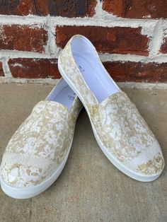 DIY Mod Podge Sneakers - The Shabby Tree Mod Podge Crafts, Shabby Tree, Cute Canvas