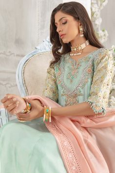 Flora Rosette Embroidery, Designer Outfit, Embroidered Border, Pakistani Designers, Silk Dupatta, Pastel Hues, Printed Sleeves, Silk Shirt, Pure Silk