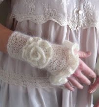 Romantic Clothing, Crochet Fingerless Gloves, Crochet Mittens, Hand Wrist, Crochet Gloves, Fingerless Mittens, Wrist Warmers, Winter Warmers, Crochet Doilies