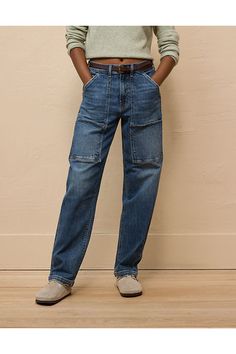 Mid-weight structured denim with just enough stretch for everyday comfort/True jean-like fabric that holds its shape/Medium wash/Utility-inspired reinforcement details True Jeans, Good Jeans, Athletic Fit Jeans, Ae Jeans, Jean Trends, Curvy Jeans, Loose Jeans, Medium Wash Jeans, Casual Clothes