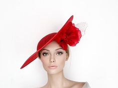 This stunning RED Fascinator is decorated with a beautiful silk flowers and veil.This red hat is perfect for the Kentucky derby, Ascot races, weddings or any special occasion.It is mounted on a headband that allows to tilt the fascinator to the liking of each one.If you can choose the side of the head were you like to wear the fascinator, can send me a mail.**  PROCESSING TIME: 5 -7 business days.**  DELIVERY TIME (DHL Express): 2-4 business days to EEUU, 1-2 to Europe and 3-5 to Australia.Follo Elegant Evening Holiday Hats, Red Top Hat For Formal Spring Occasions, Elegant Fitted Costume Hats And Headpieces For Holidays, Elegant Mini Hats For Wedding And Holiday, Red Fascinator For Kentucky Derby Wedding, Red Fascinator For Wedding At Kentucky Derby, Red Hats For Spring Events, Fitted Red Top Hat For Kentucky Derby, Red Fascinator For Wedding At Royal Ascot