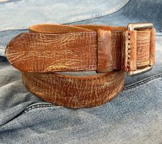 "Lifetime belt suitable for women and men Full of style and adds to any outfit Available in all sizes and colors  Genuine vintage Leather belt 43mm handmade classic for jeans Material: 100% Leather Color: Brown 100% real picture ! - Small - 28\" - 32\" (71 - 81cm) - Medium - 32\" - 36\" (81 - 91cm) - Large - 36\" - 40\" (91 - 102cm) - XL - 40\" - 44\" (102 - 112cm) - XXL - 44\" - 48\" (112 - 122cm)" Vintage Belts And Suspenders For Everyday Use, Vintage Distressed Brown Belt For Everyday Use, Vintage Leather Belts And Suspenders In Brown, Vintage Leather Belt And Suspenders In Vintage Brown, Vintage Brown Leather Belts And Suspenders, Vintage Distressed Brown Leather Belt Buckle, Rustic Brown Belt Buckles, Rustic Adjustable Brown Belt Buckles, Adjustable Brown Rustic Belt Buckle