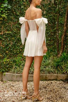 Be the star of the party in this elegant A-Line Off Shoulder Chiffon dress. Made with high-quality chiffon material, this dress is perfect for any special occasion. Its A-line cut and off-shoulder design flatters any body type, making you feel confident and stylish. A must-have for any wardrobe. Off Shoulder Chiffon Dress, Wedding Cardigan, Bodycon Tops, Dress Men, Chiffon Material, Elegant Party, Dress Picture, Prom Wedding, Shoulder Design