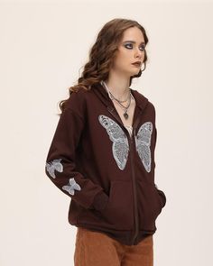 Model (WearingXS):•Â?/span>Height: 174cm | Bust: 80cm | Waist: 60cm | Hips: 89cm | Shoes: 38cmDetails: Brown hoodie with butterfly printTop Length: NormalSleeve Length: Long SleevesMaterials:95% Polyester + 5% Spandex Y2k Hooded Sweatshirt For Fall, Brown Hoodie Sweatshirt For Spring, Brown Cotton Hoodie For Spring, Brown Hoodie For Spring Streetwear, Brown Spring Streetwear Hoodie, Brown Hooded Sweatshirt For Spring, Outfitters Clothes, Cherry Baby, Brown Hoodie