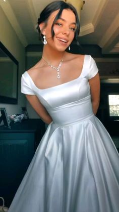 Simple Satin Wedding Dress, Simple Satin, Charming Wedding, Dream Wedding Ideas Dresses, Prom Dress Inspiration, Pretty Prom Dresses, فستان سهرة, Satin Wedding Dress, Gowns With Sleeves