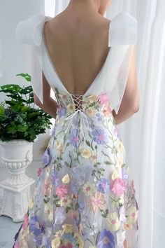 Feminine Floral Embroidered Dress For Garden Party, White Floral Embellished Dress For Banquet, Spring Lace Embroidered Floral Dress, Spring Prom Dress With Intricate Embroidery, White Organza Dress With Floral Embroidery, Lace Embroidered Floral Dress For Wedding, Elegant Embroidered Dress With Floral Applique For Garden Party, Summer Banquet Dress With Floral Applique, Lace Embroidered Dress With Floral Print For Wedding