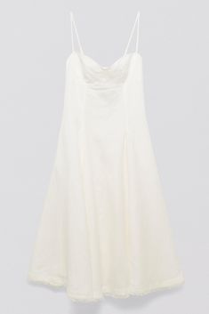 SPRING 2024 WOMENS COLLECTIONThe Analise Dress in White.