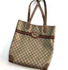 America And Canada, Gucci Handbags, Canvas Leather, Tote Handbags, Bags Handbags, Bag Lady, Shoe Accessories, Italy, Gucci