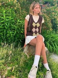 Editorial Outfits, Bold Outfits, Tennis Skirt Outfit, Outfits 2000s, Estilo Indie, Skater Girl Outfits, Fun Outfits, 2000s Outfits, Streetwear Mode