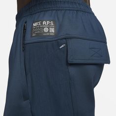 Nike Adv A.P.S Dri-Fit New With Tags, $110 Retail Color: Armory Navy Blue/Black Size: Large Dx0366-454 Free Shipping!! Questions Are Welcomed. Designed For Running, Training And Yoga, We Made Our Knit Axis Performance System (A.P.S.) Shorts Stretchy And Light So They Can Be Your Go-To For All Your Exercise Needs. Made With Advanced Sweat-Wicking Technology, You Can Beat The Heat And Not Worry About The Fabric Clinging To Your Skin. Did We Mention These Have Pockets? Pockets At The Front, Sides A Nike Urban Sports Bottoms, Nike Functional Bottoms With Side Pockets, Nike Short Activewear With Pockets, Nike Functional Bottoms With Hip Pockets, Nike Functional Bottoms With Cargo Pockets, Nike Activewear Shorts With Pockets, Nike Sporty Bottoms With Cargo Pockets, Nike Streetwear Bottoms With Side Pockets, Navy Relaxed Fit Bottoms For Sports